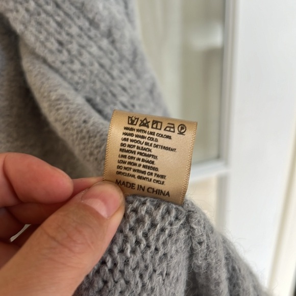 Cardigans for Women 2024 Button Down Sweaters Winter Coats with Pockets - Picture 15 of 16